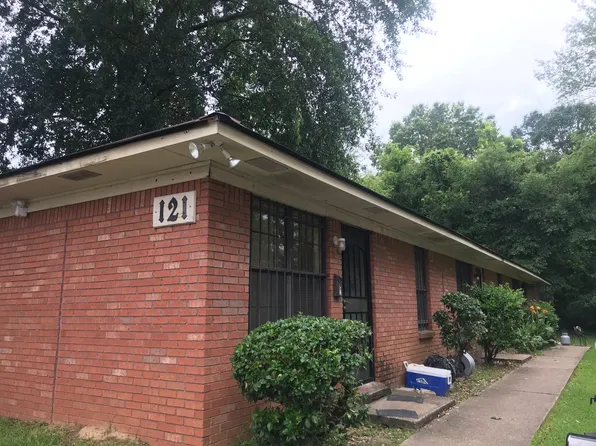 121 Claiborne Ave, Jackson, MS 39209