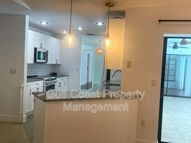 5677 Beneva Woods Cir — Photo 20