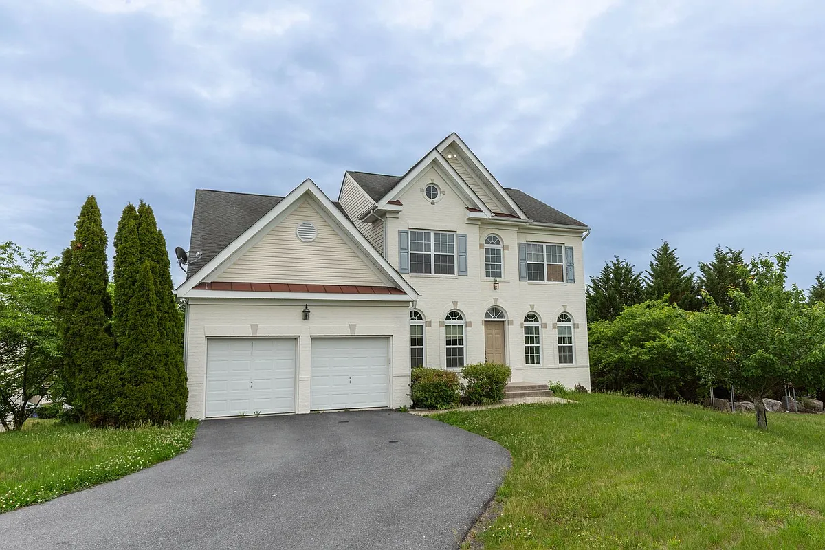 Building Photo - 391 Sheerer Dr