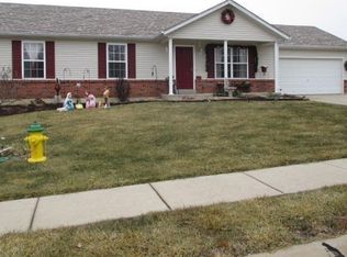 1001 Sleepy Hollow Dr, Troy, MO 63379
