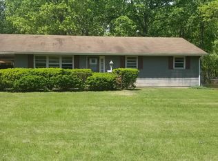 2 Phyllis Dr, Millville, NJ 08332