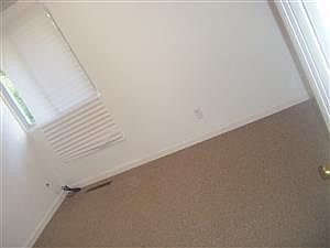 2nd image of 3822 Hendon Rd