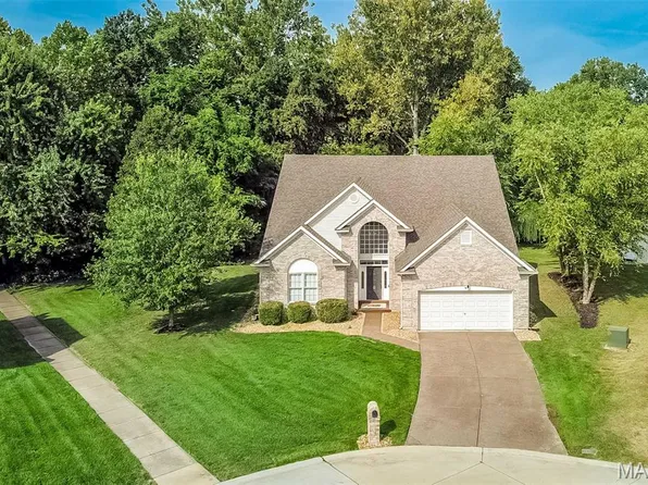 53 Highbush Ct, Dardenne Prairie, MO 63368