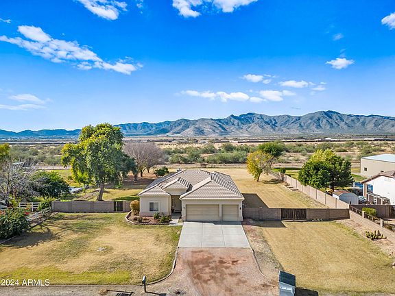 3rd image of 6542 N 186th Avenue