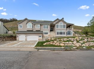 708 N Eagleridge Dr, Bountiful, UT 84010