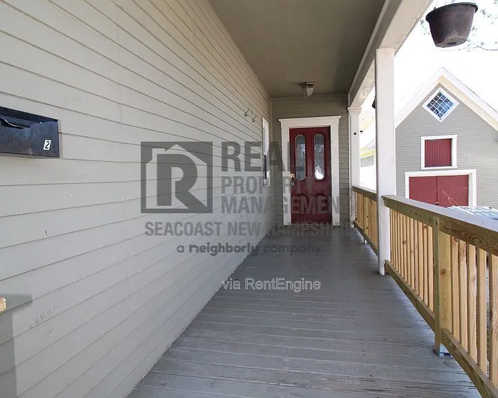 40 Grove St #2 — Photo 2