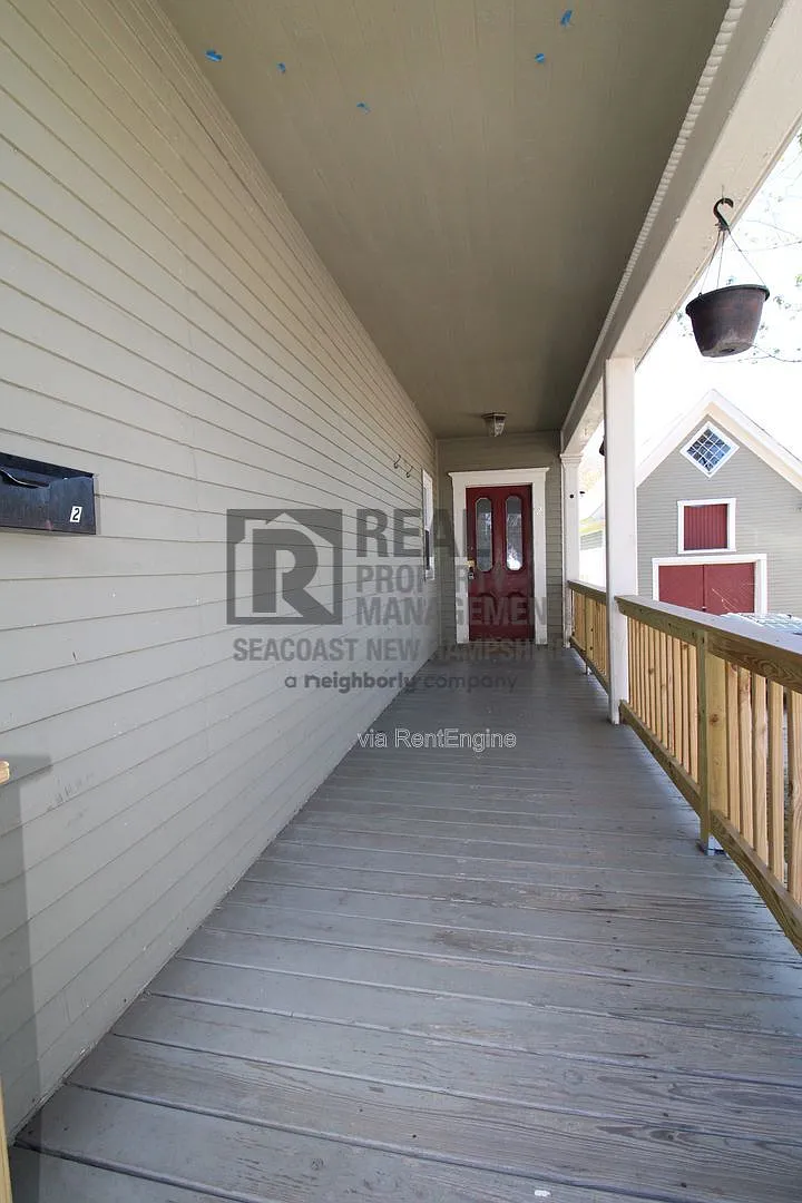 Building Photo - 40 Grove St #2