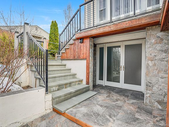 3rd image of 10 Marlorville Road