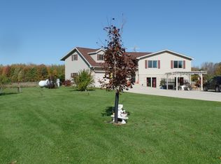 3490 Woodview Rd, Oconto, WI 54153