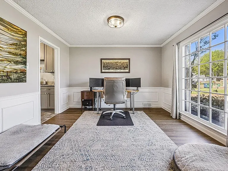 8021 Brooxie Cv — Photo 11
