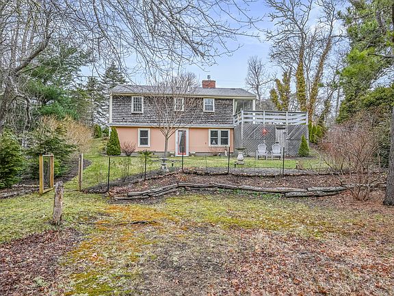 2nd image of 1157 Orleans-Harwich Road