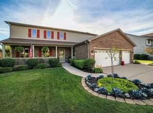 525 N Raven Rd, Shorewood, IL 60404