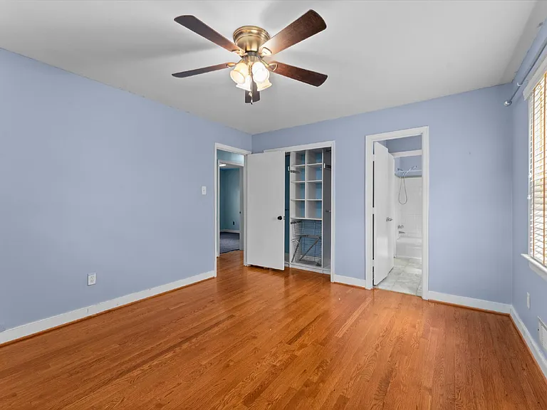 2220 Lauderdale Dr — Photo 28