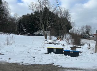 40 Dezotelle Rd, Enosburg Falls, VT 05448