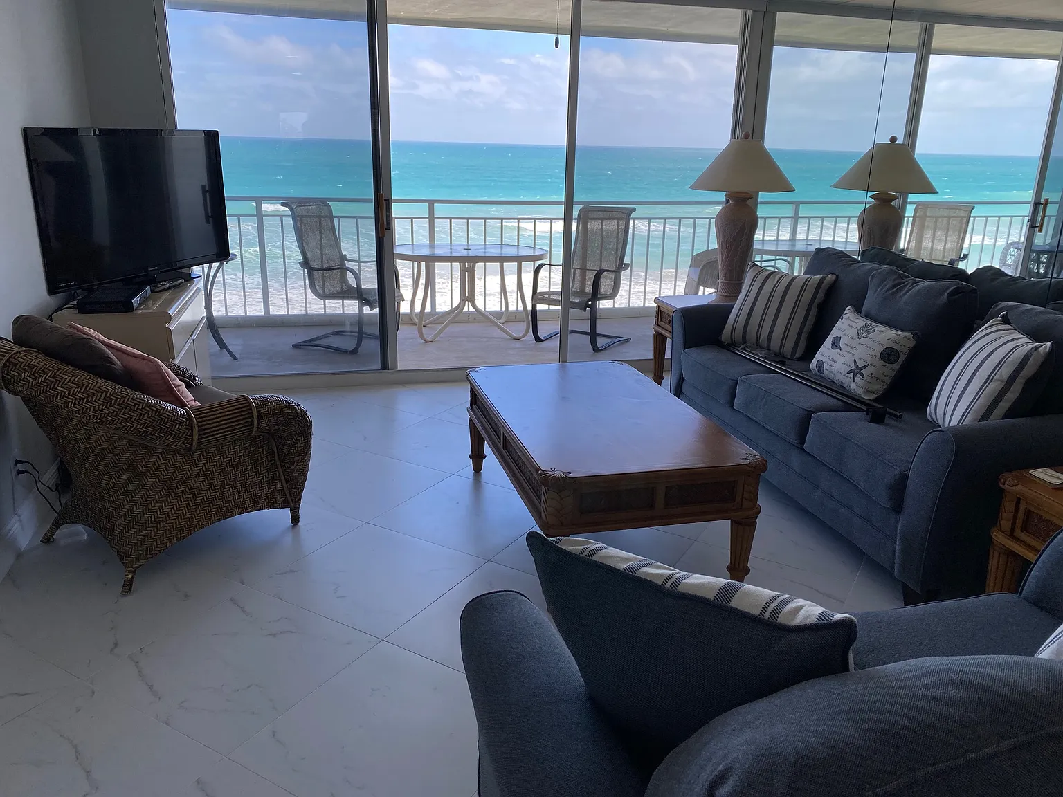 2 bed, 1299 sqft, $6,000 — Photo 3