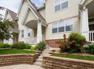 1657 Arona St #4, Falcon Heights, MN 55108