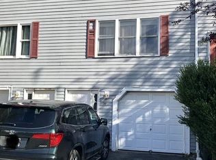 26 Doane St APT F, Lowell, MA 01851