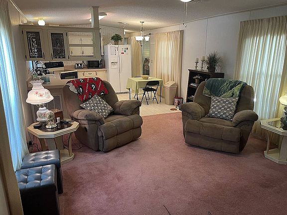 3rd image of 259 Dixie Dr