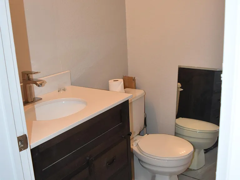 1940 Prospector Ave #221 — Photo 5