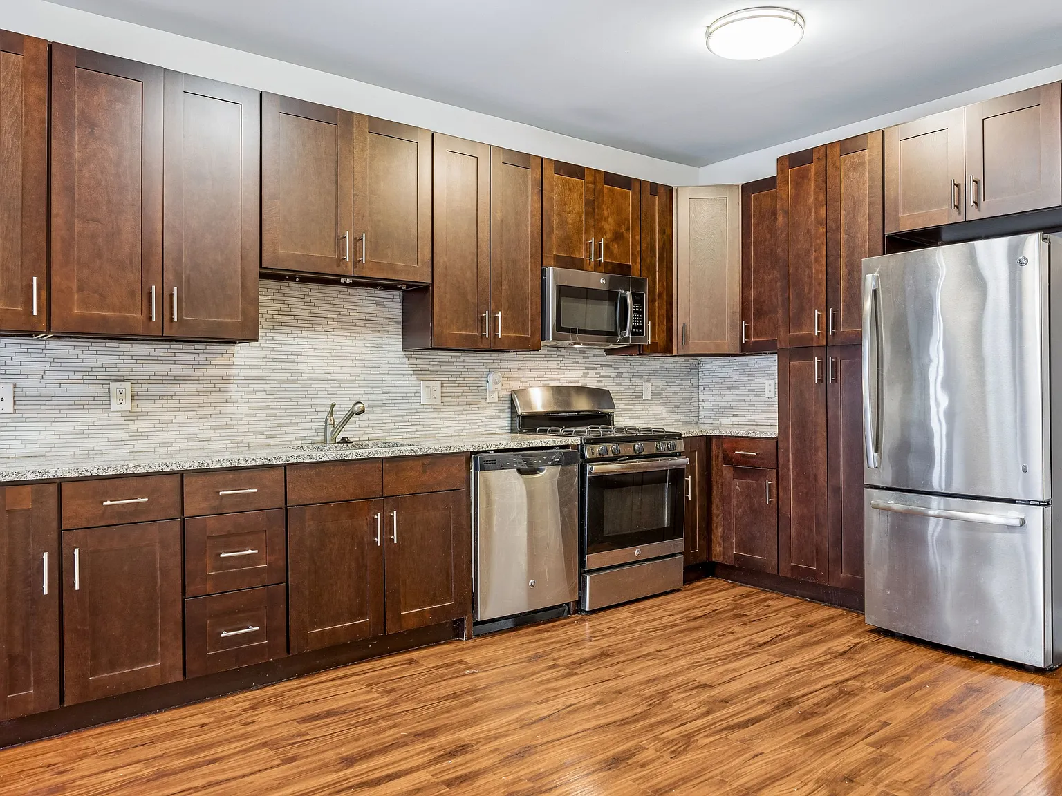500 Garden Park Blvd Unit 545 — Photo 3