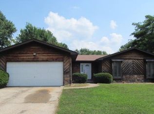 13 Oak Bluff Dr, Saint Peters, MO 63376