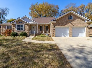 121 Gatewood Dr, Georgetown, KY 40324