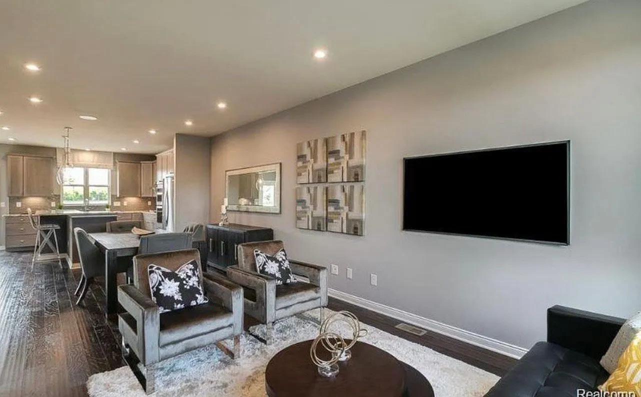 270 Mill Street Plymouth, MI 48170 — Photo 2