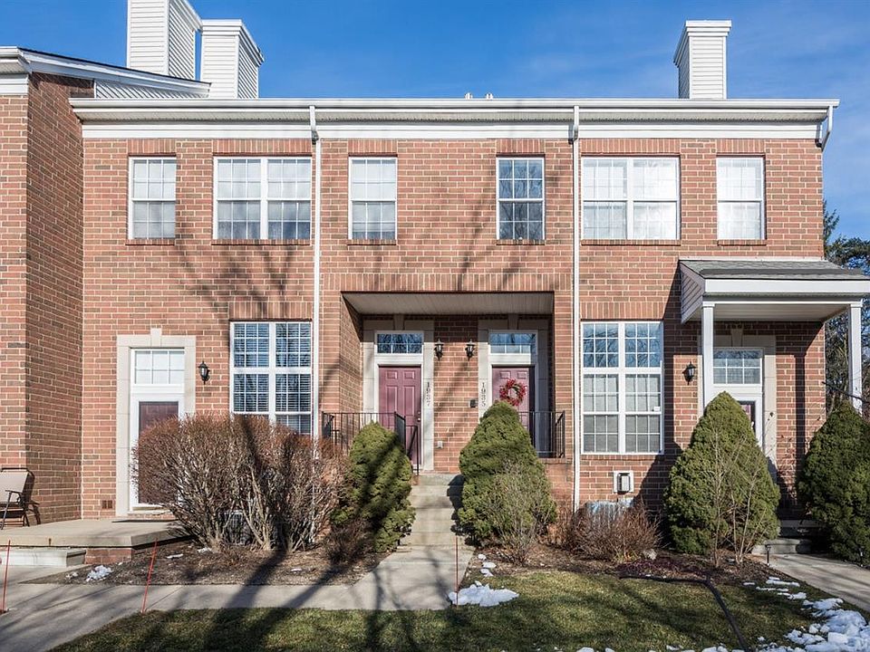 1st image of 1937 Lindsay Ln