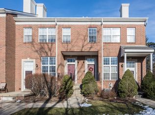 1937 Lindsay Ln, Ann Arbor, MI 48104