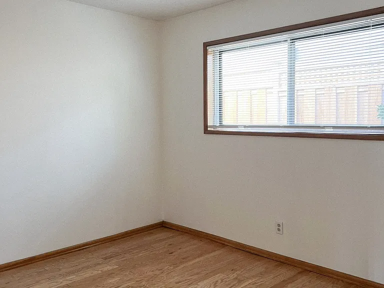 3724 SE 40th Ave #F — Photo 8