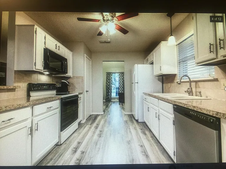 717 Westwind Ln — Photo 4