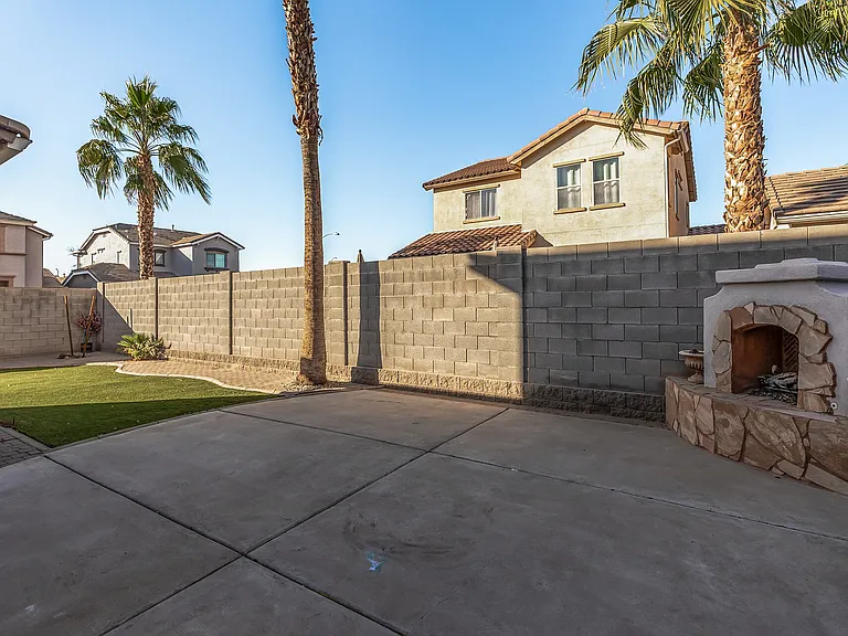 14592 W Acapulco Ln — Photo 28