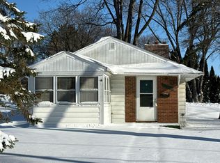 2901 Kyle Ave N, Golden Valley, MN 55422