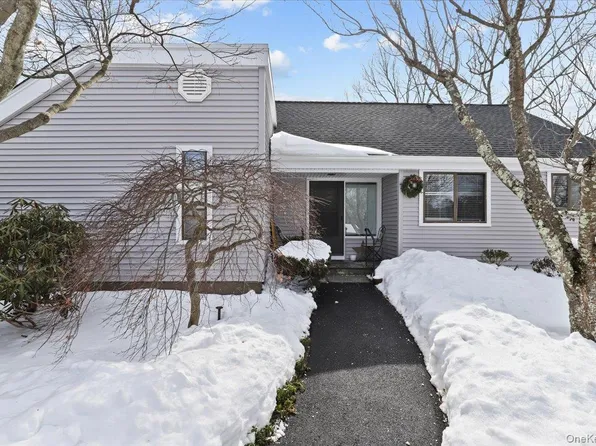 78 Heritage Hills #A, Somers, NY 10589