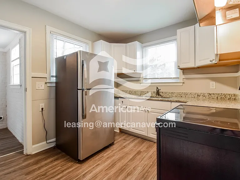 566449_008_wm_-_kitchen_13548044.jpg