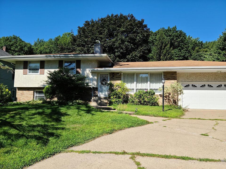 1st image of 1851 Dale Ct N