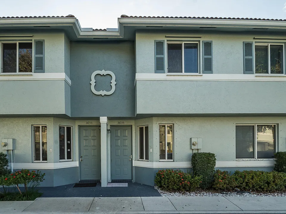 3635 Sonoma Dr