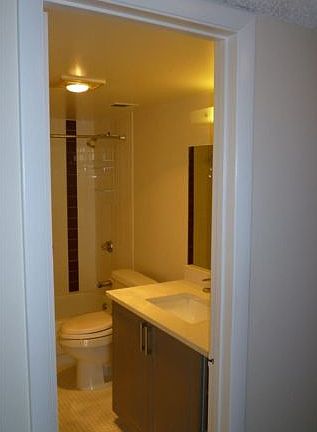 4th image of 1101 River Reach Dr APT 510