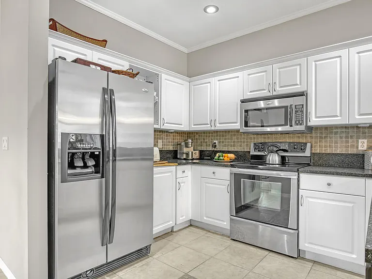 10751 Oak Bend Way — Photo 13