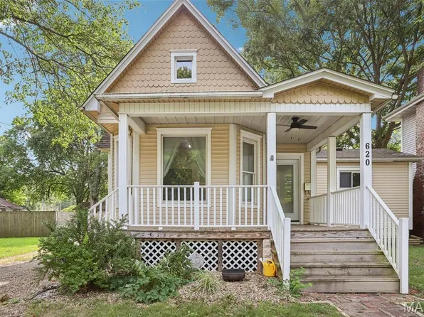 620 N Walnut St, Litchfield, IL 62056