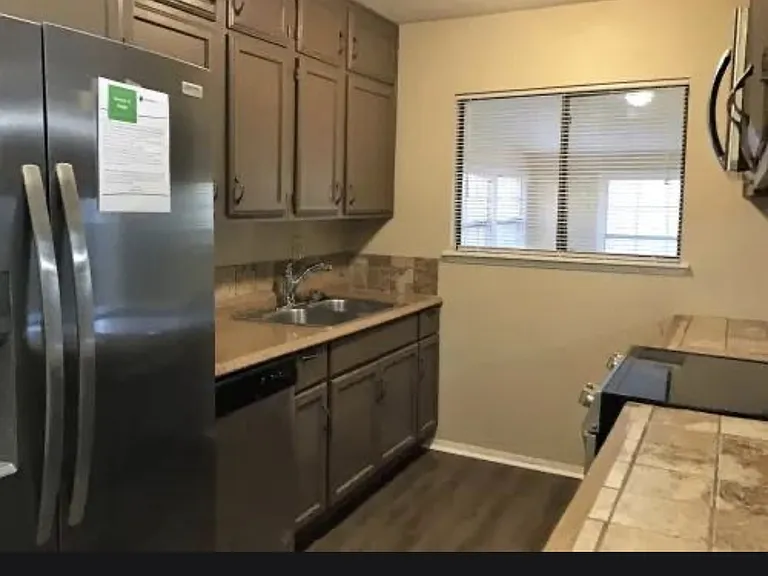 5414 Discovery St E — Photo 5