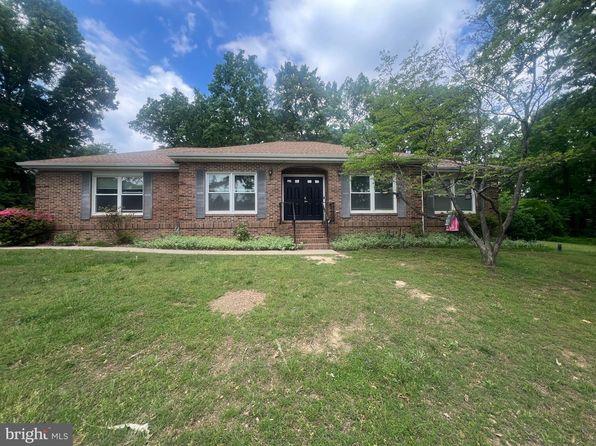 114 Poplar Dr