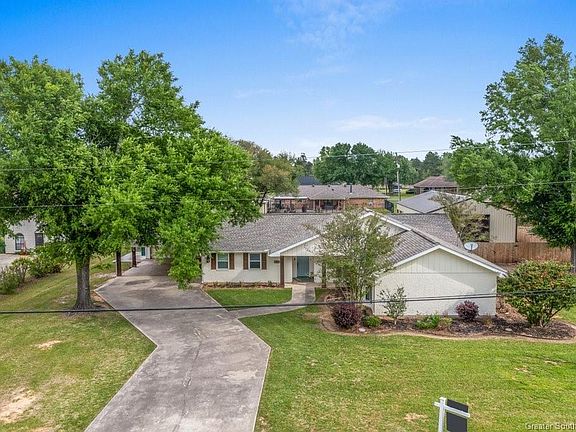 2nd image of 502 S Lake Ct