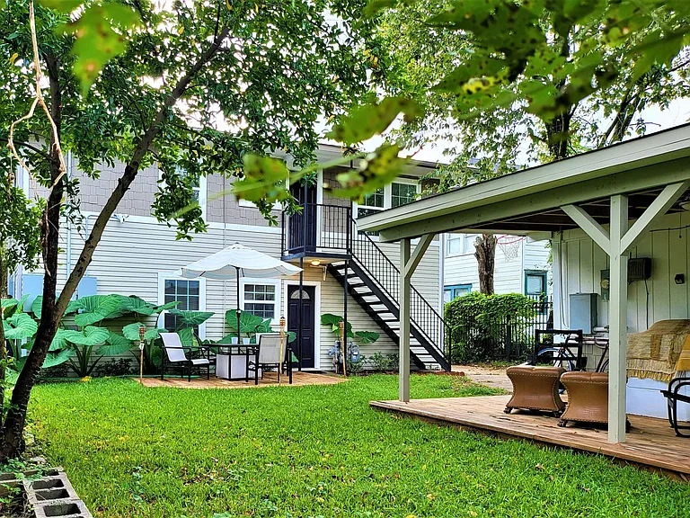 3115 Cleburne St #3115 — Photo 4