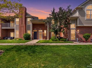 2287 Leighton Dr, Shelby Township, MI 48317