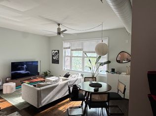 1218 N Wood St APT 1, Chicago, IL 60622