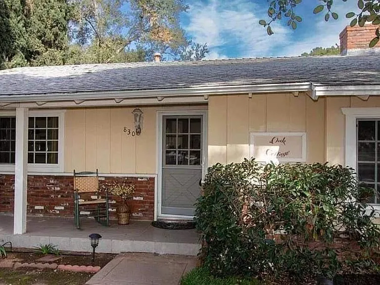 830 Cookie Ln — Photo 3
