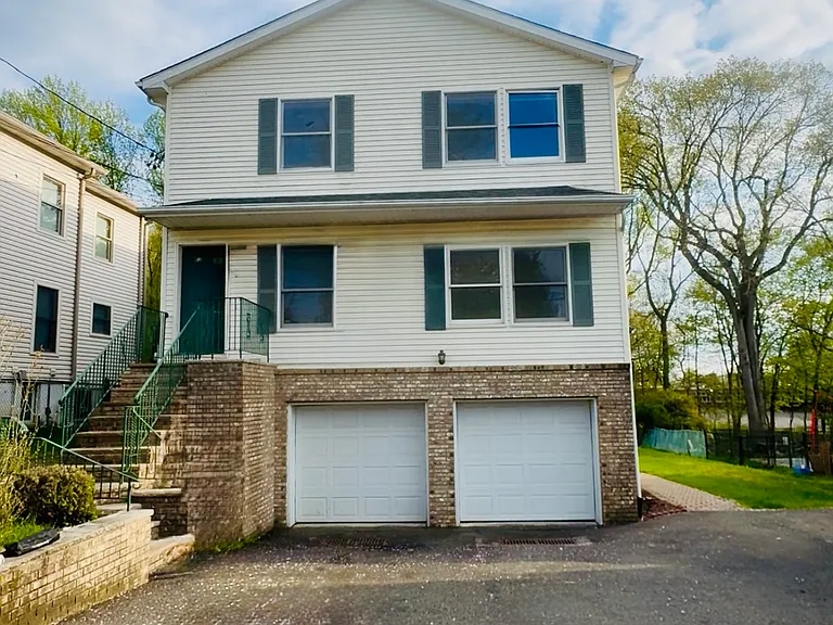 61 Meriline Ave #1 — Photo 1