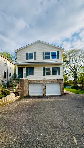 61 Meriline Ave #1 Photo 1