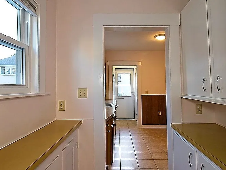 28 Durso Ave #28 — Photo 9